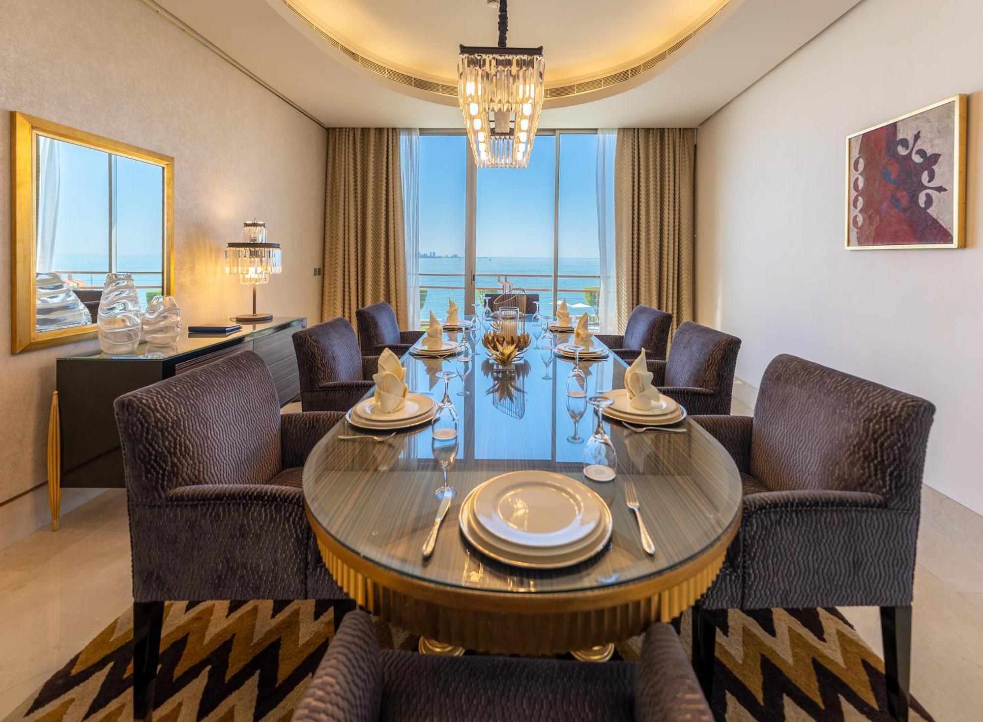 Marina Hotel Kuwait City Exterior photo Dining room